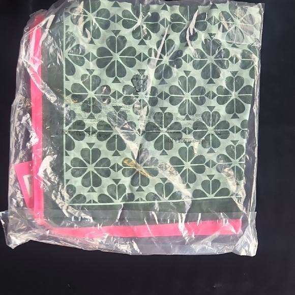 Kate Spade New York Flower Spade Cotton Silk Bandana Scarf - Picture 6 of 7